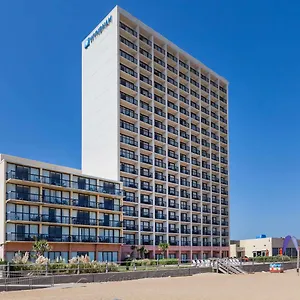 Wyndham Virginia Oceanfront Otel